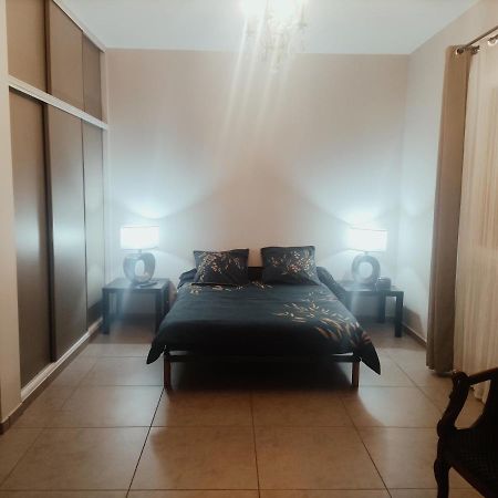 Villa 170 M² Entre Lyon Et St Etienne Saint-Martin-la-Plaine Exterior foto